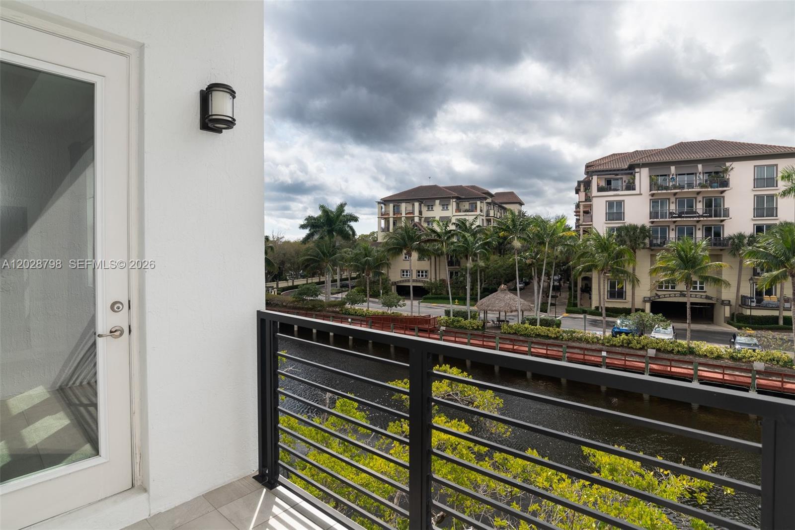POINTE @ MIDDLE RIVER - Residential