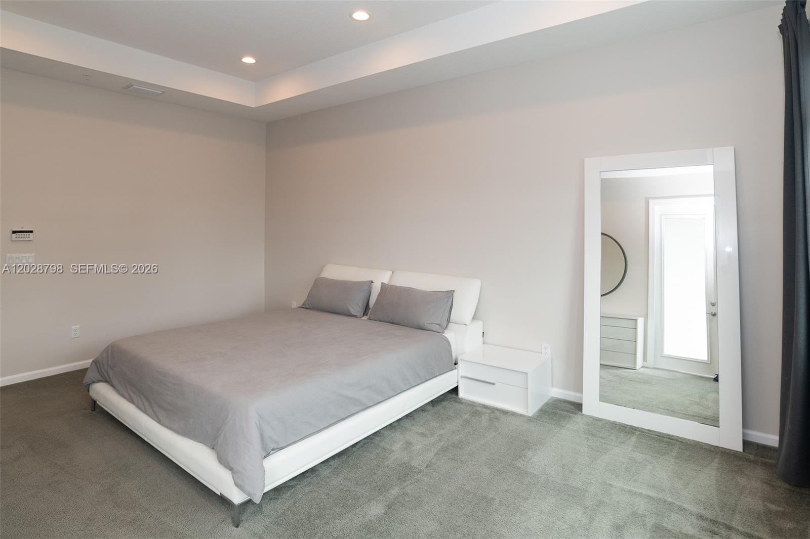 POINTE @ MIDDLE RIVER - Residential