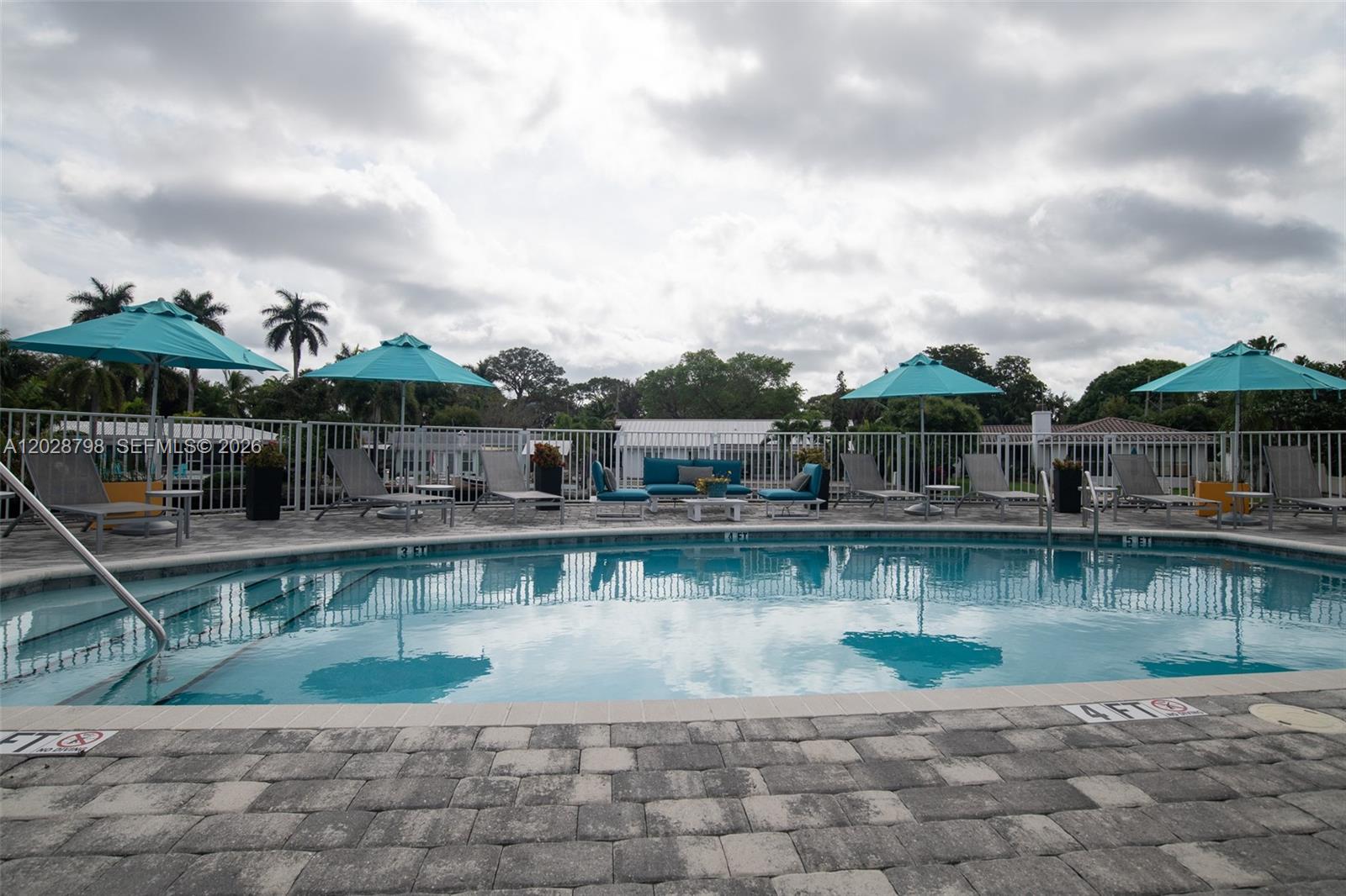 POINTE @ MIDDLE RIVER - Residential