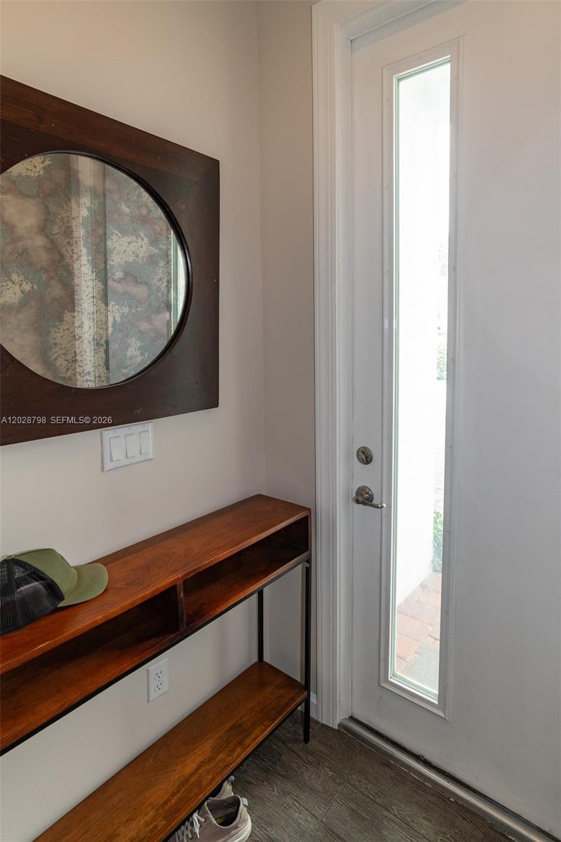 POINTE @ MIDDLE RIVER - Residential