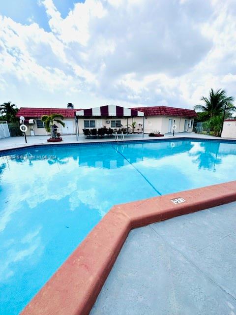 RO-MONT SOUTH CONDO C - Residential