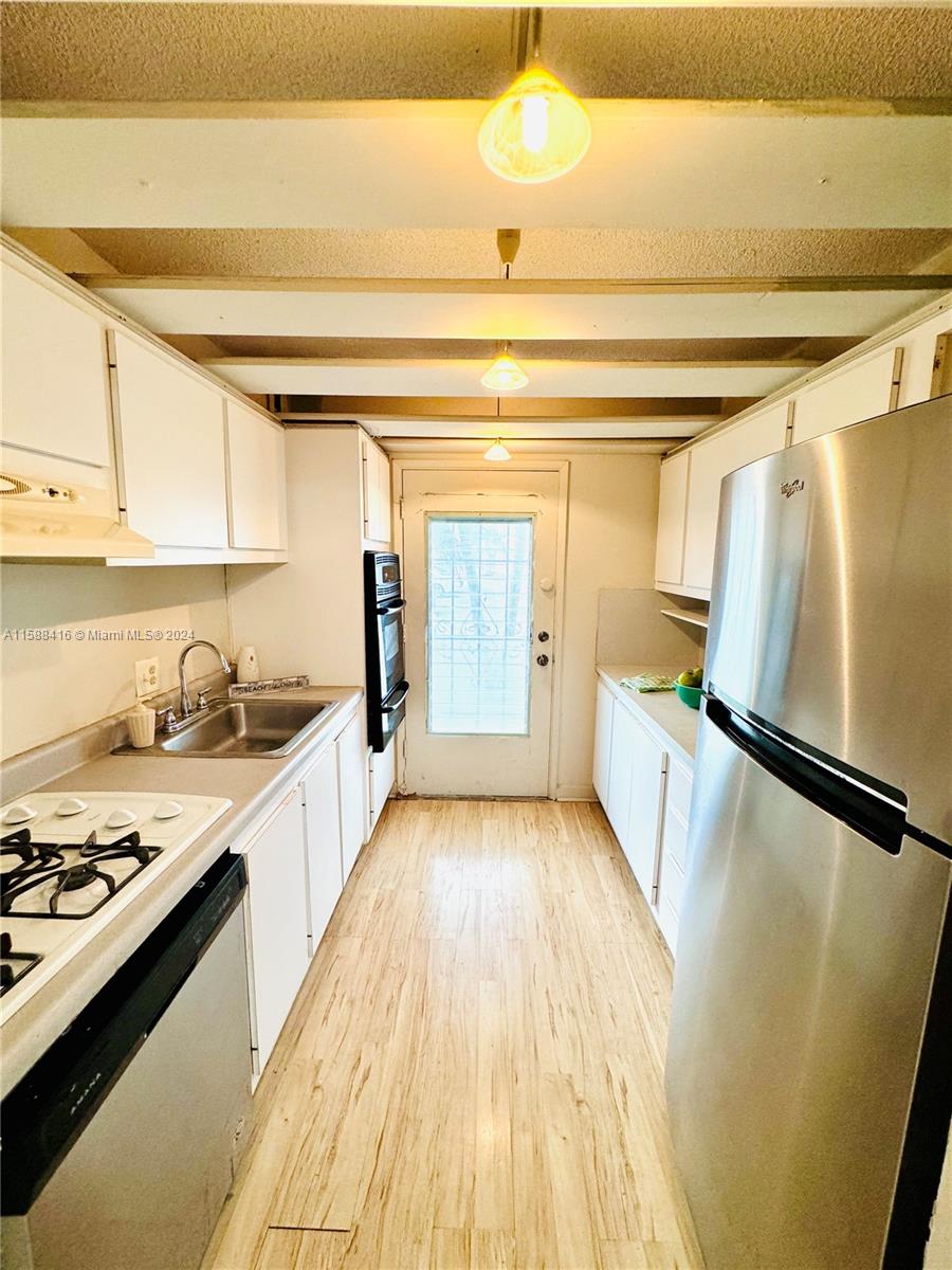 RO-MONT SOUTH CONDO C - Residential