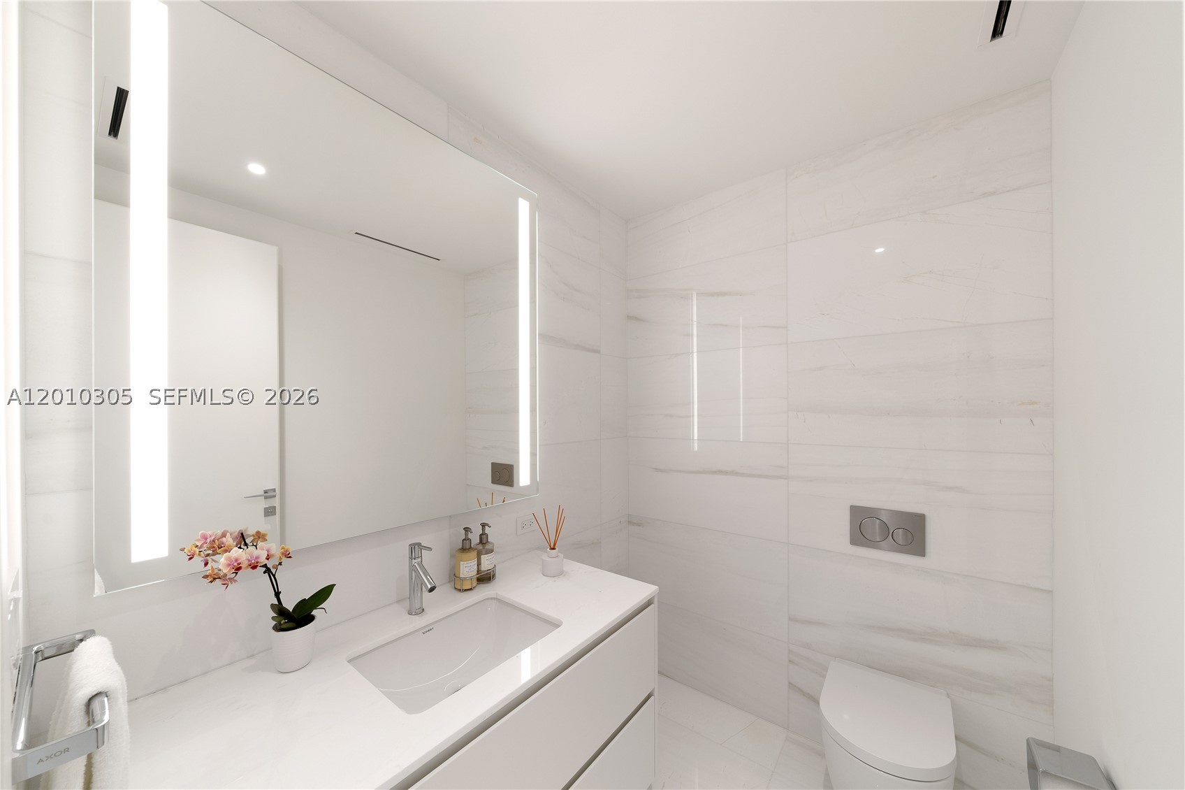 Aston Martin Residences - Residential