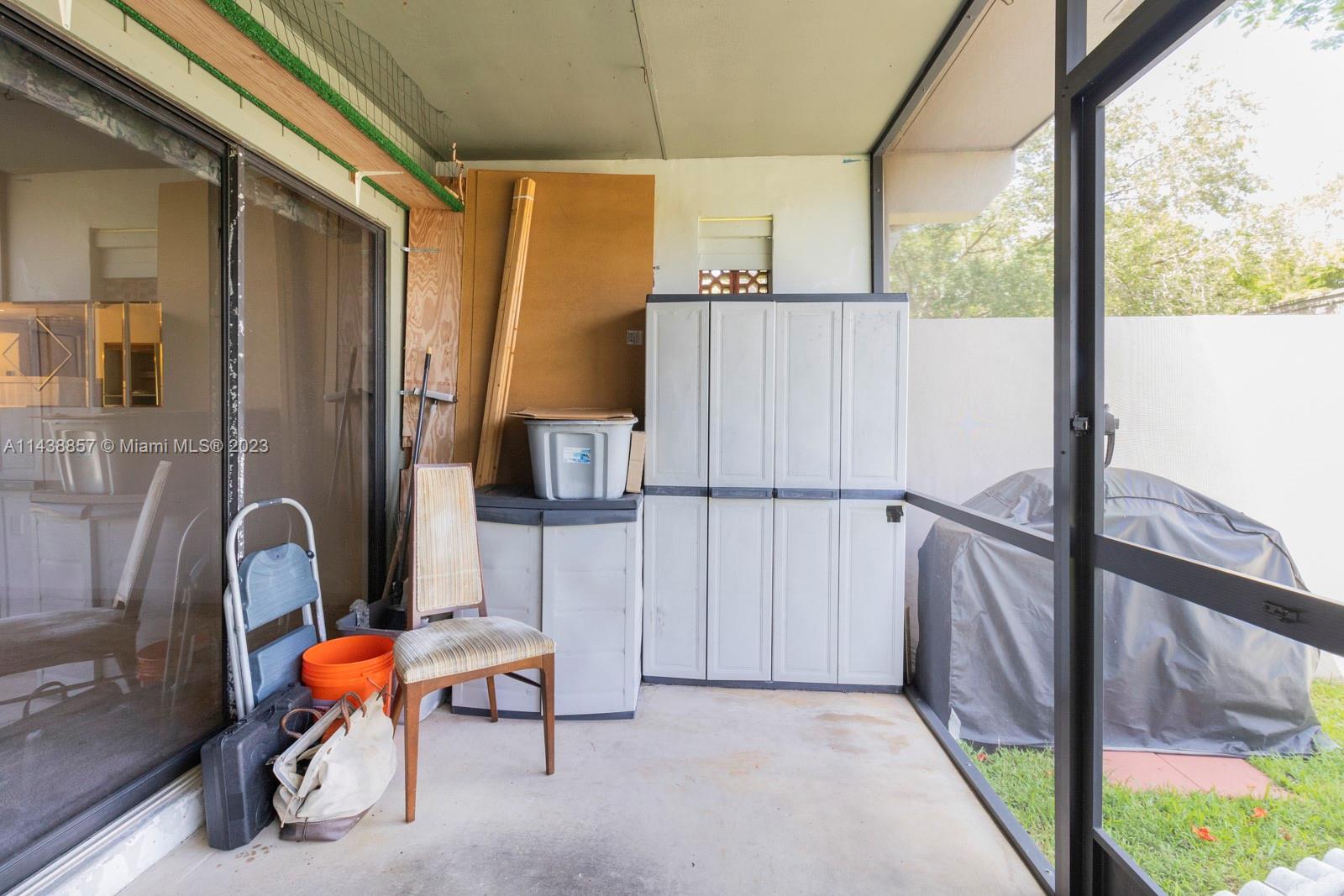 CREEKSIDE VILLAS SEC1 - Residential