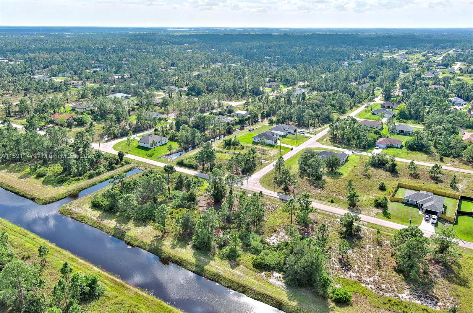 LEHIGH ACRES - Land