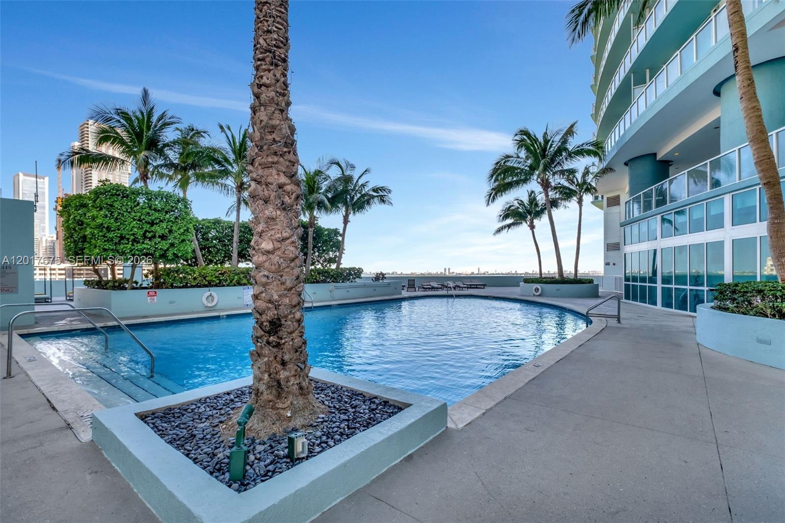 QUANTUM ON THE BAY CONDO - Residential