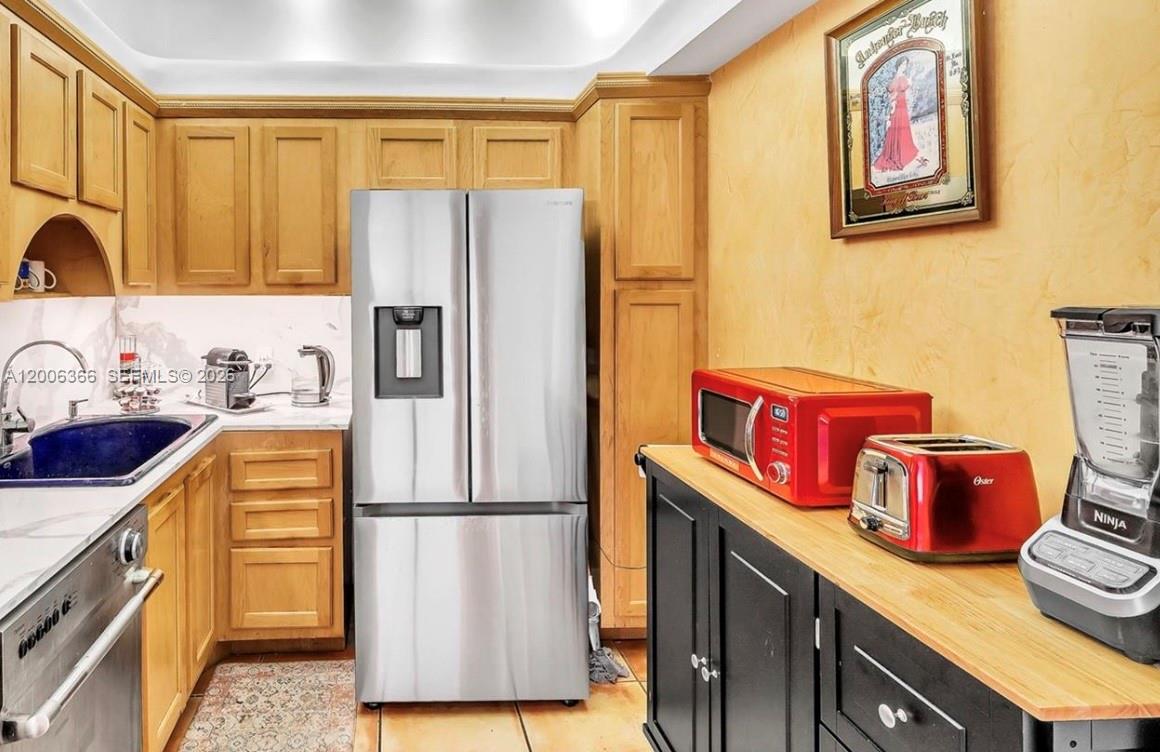 CORONADO CONDO- TOWER II - Residential