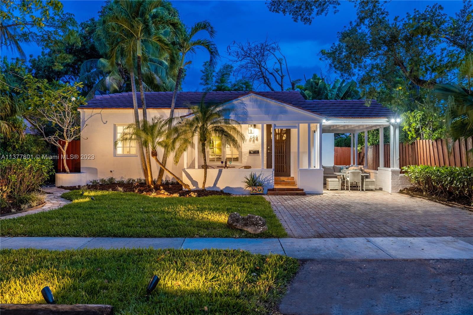 Historic Bayside-BAYWOOD - Residential