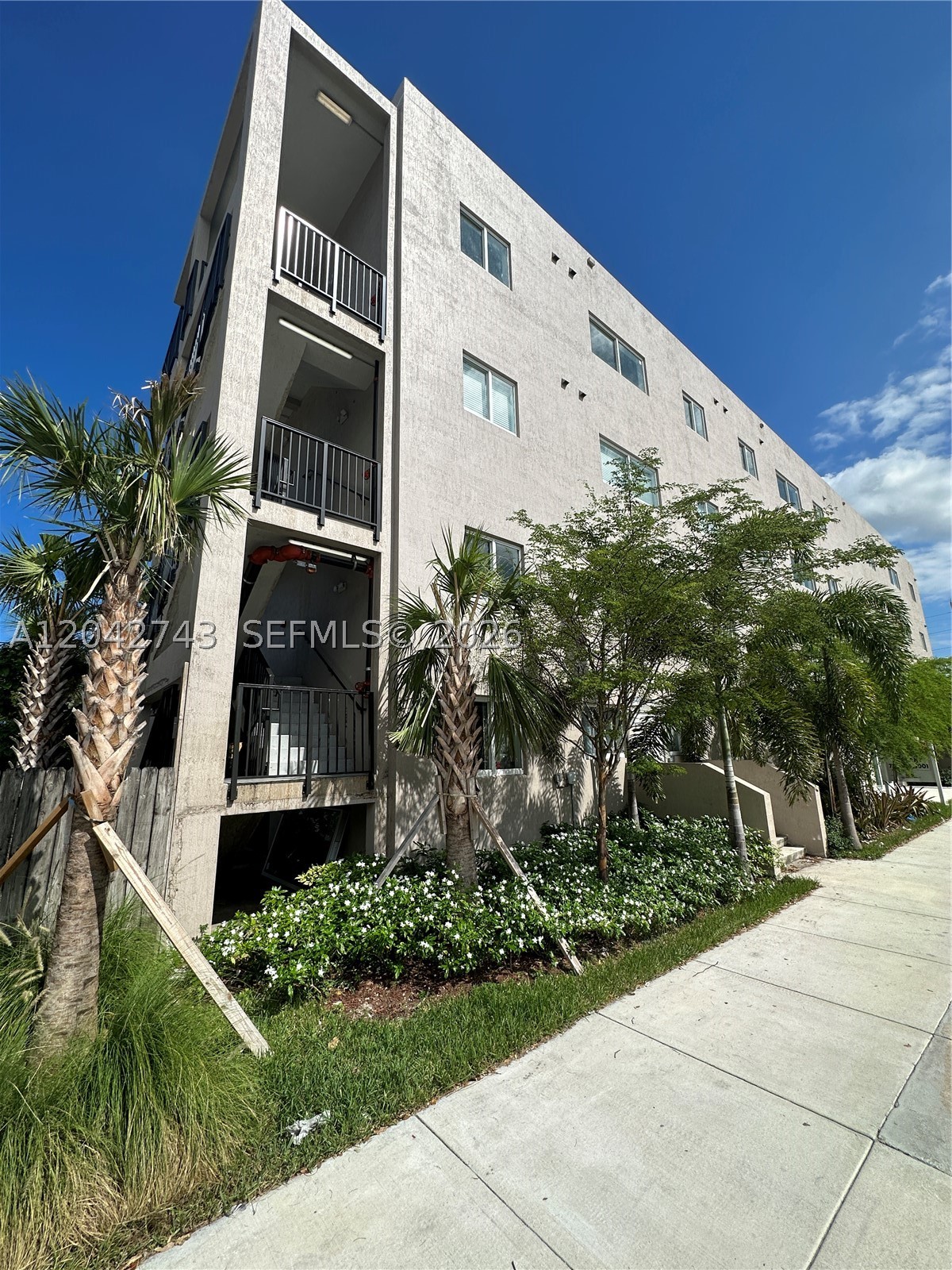 ALLAPATTAH HIGHLANDS ADD - Residential Income