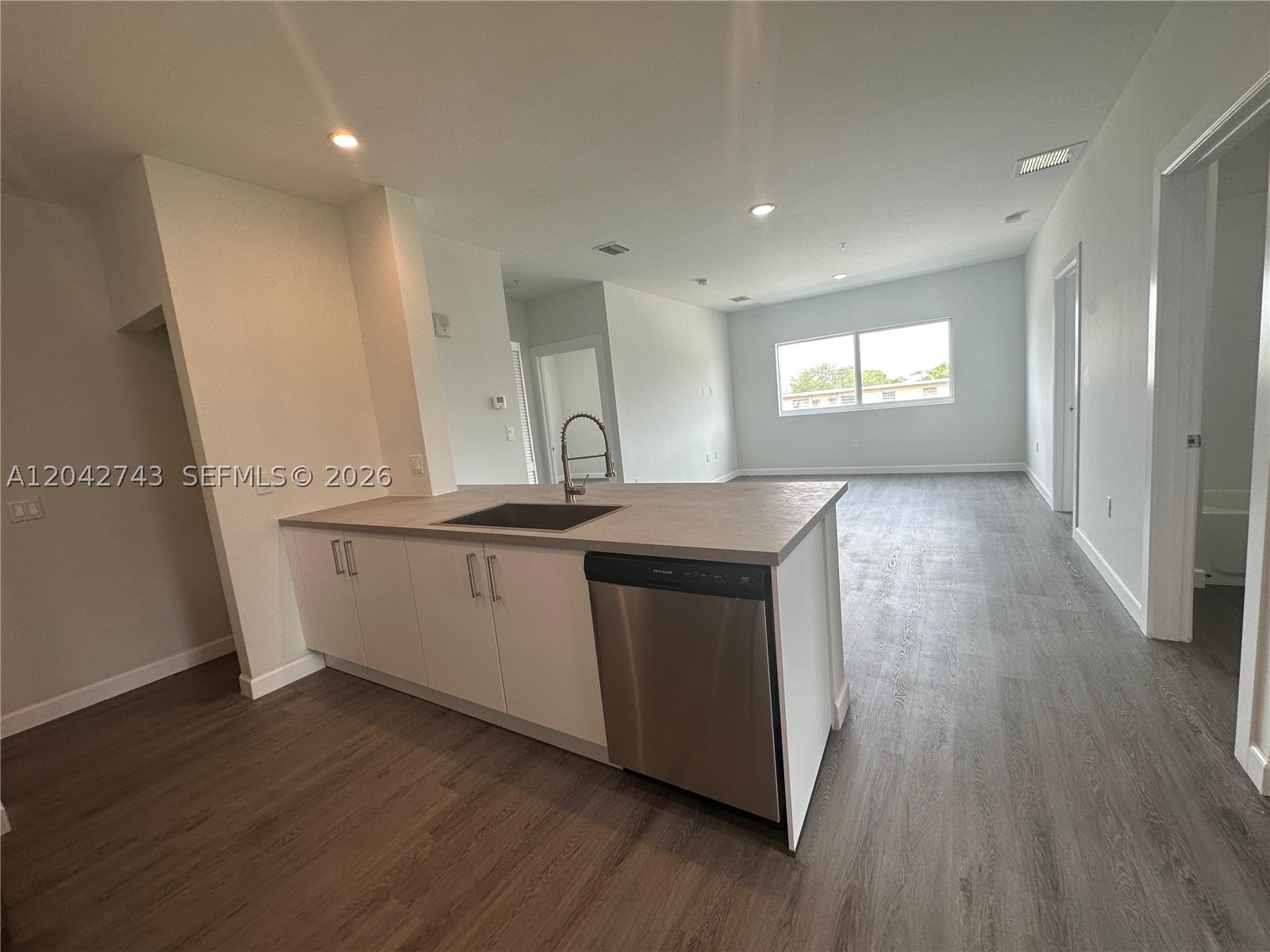 ALLAPATTAH HIGHLANDS ADD - Residential Income