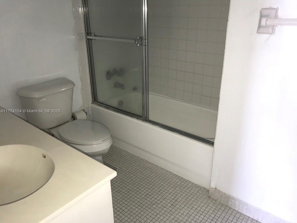 MIRADOR 1000 CONDO - Residential