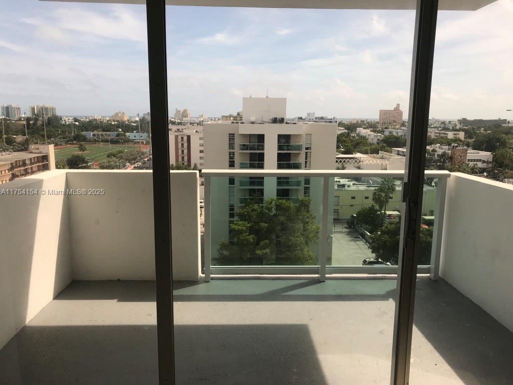 MIRADOR 1000 CONDO - Residential