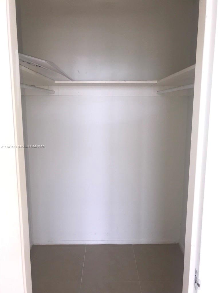 MIRADOR 1000 CONDO - Residential