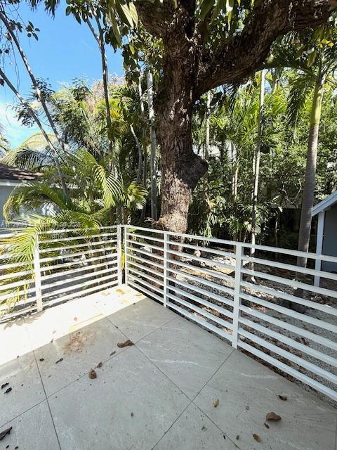 OCEAN VIEW HEIGHTS - Residential Lease