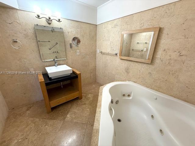 OCEAN VIEW HEIGHTS - Residential Lease