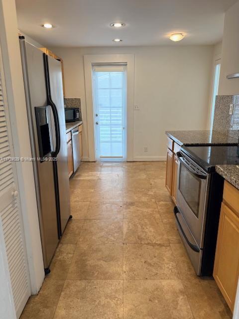 OCEAN VIEW HEIGHTS - Residential Lease
