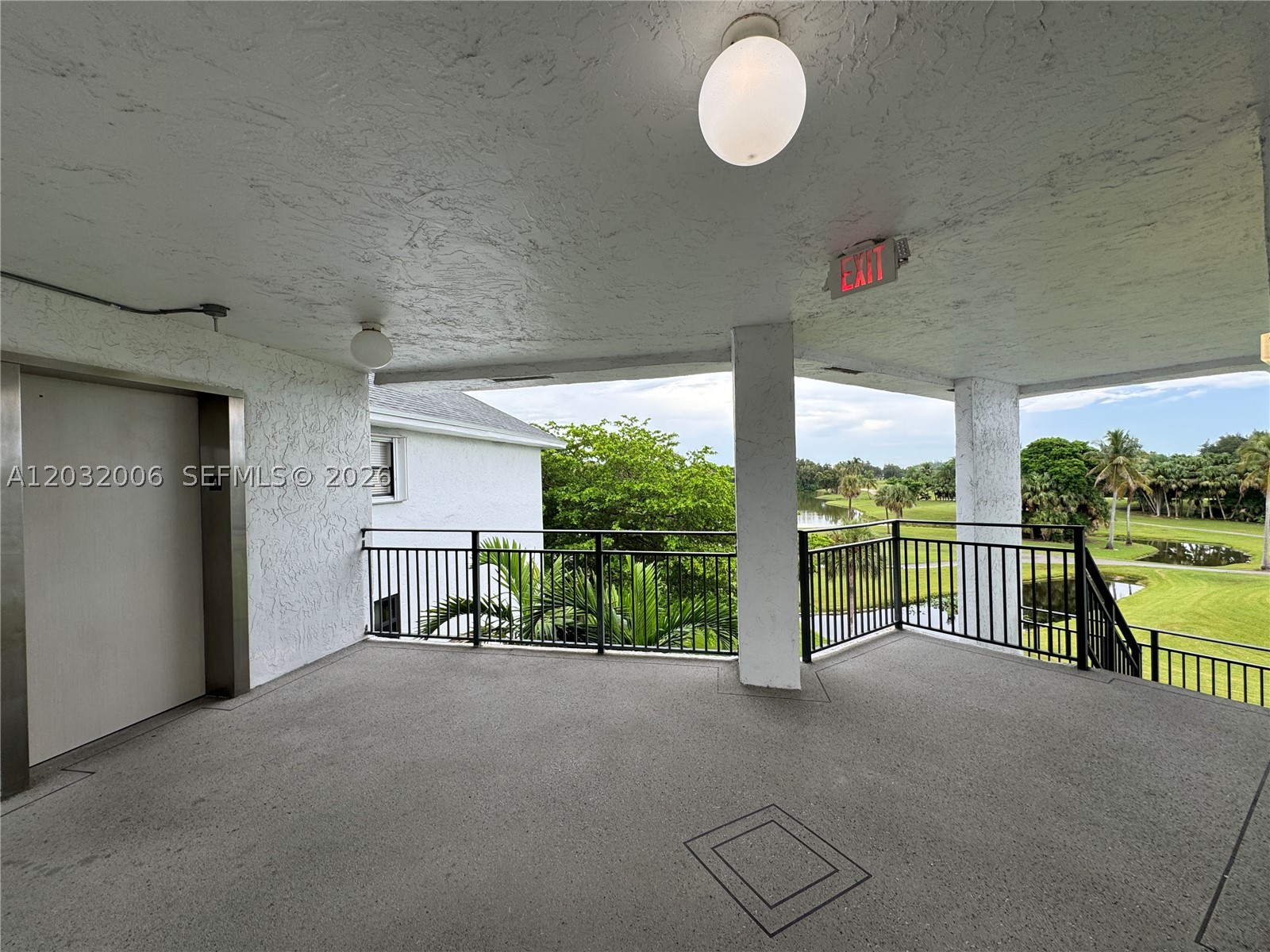 FAIRWAYS AT BONAVENTURE C - Residential