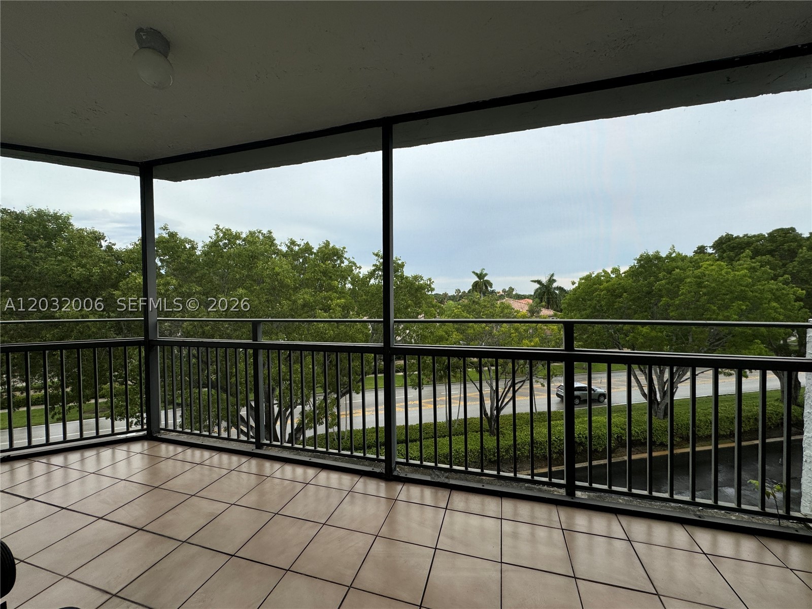 FAIRWAYS AT BONAVENTURE C - Residential