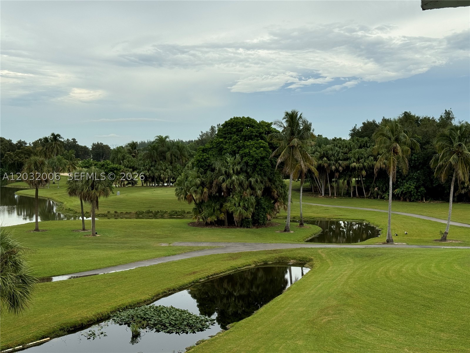 FAIRWAYS AT BONAVENTURE C - Residential