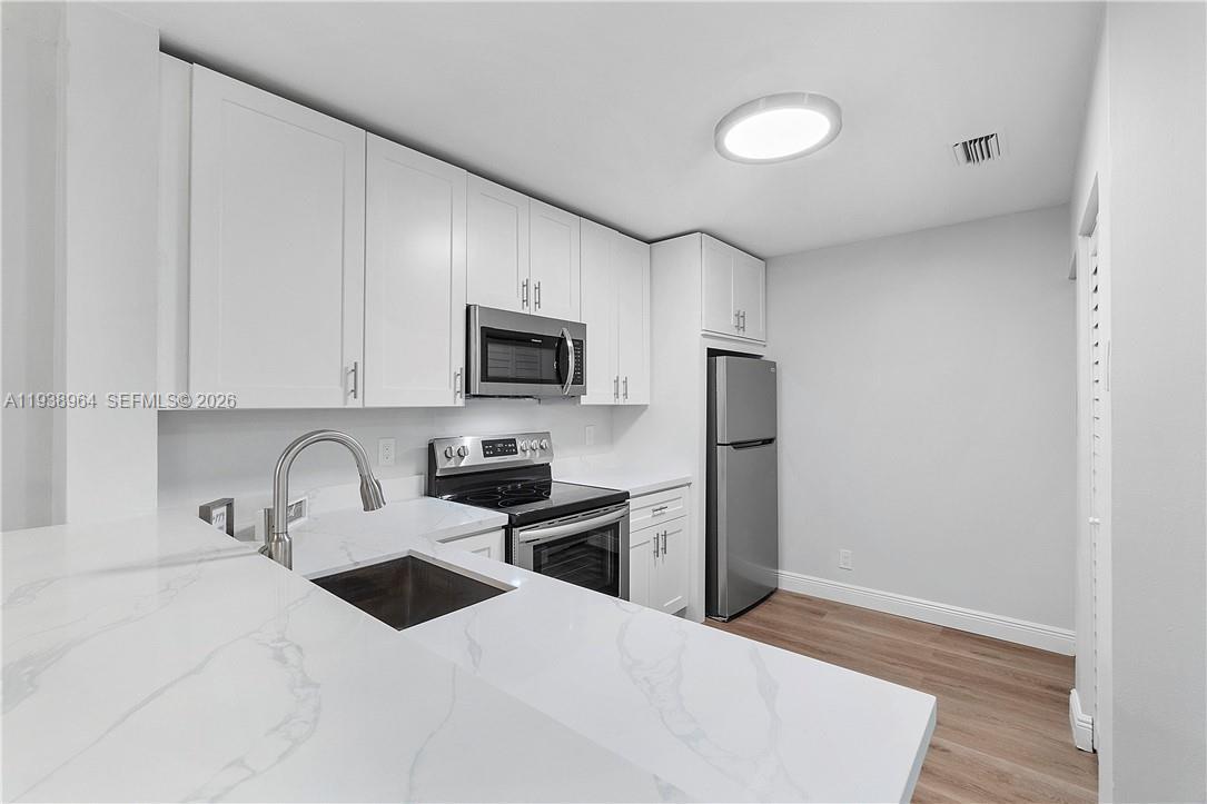 GRAND OASIS CONDO - Residential Lease