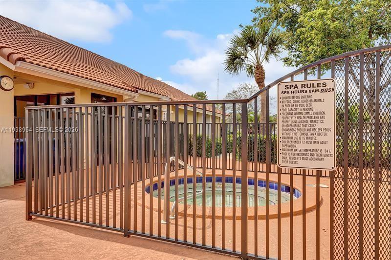 GRAND OASIS CONDO - Residential Lease
