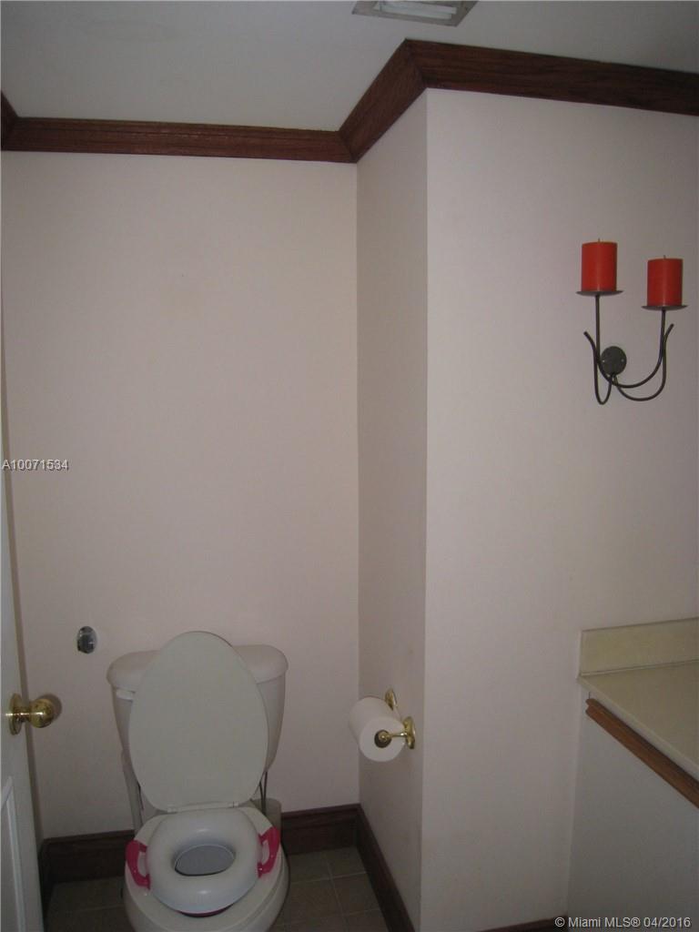 Brickell Key II Condo - Residential Lease