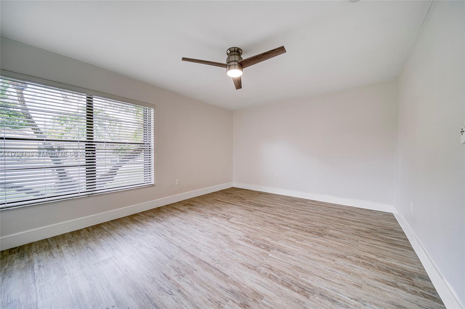 BRIAR LAKE - Residential Lease