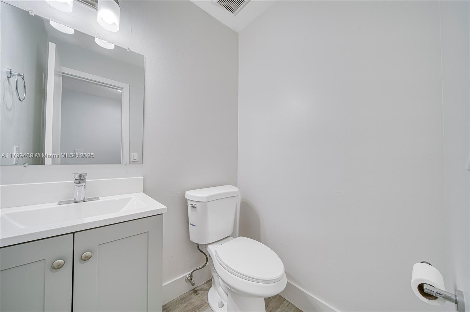 BRIAR LAKE - Residential Lease
