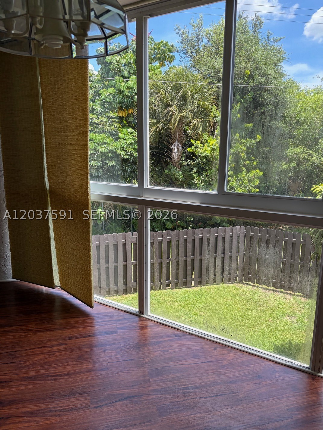 LE CHATEAU CONDO - Residential Lease