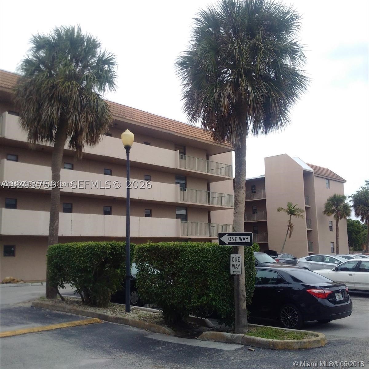 LE CHATEAU CONDO - Residential Lease