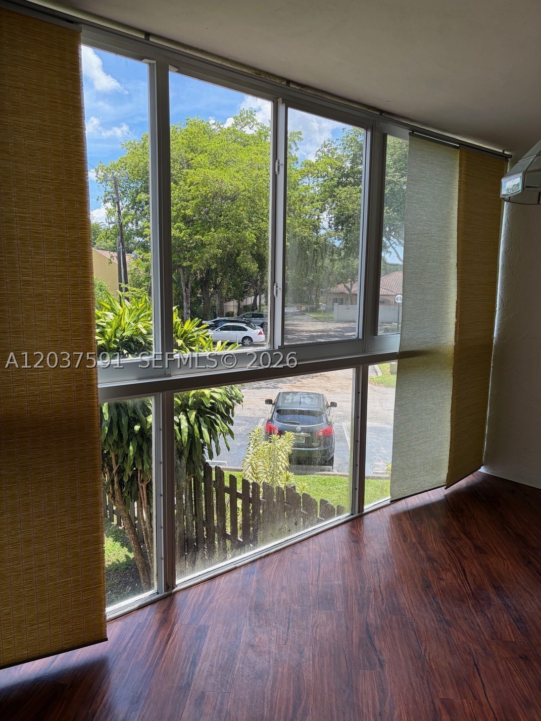 LE CHATEAU CONDO - Residential Lease