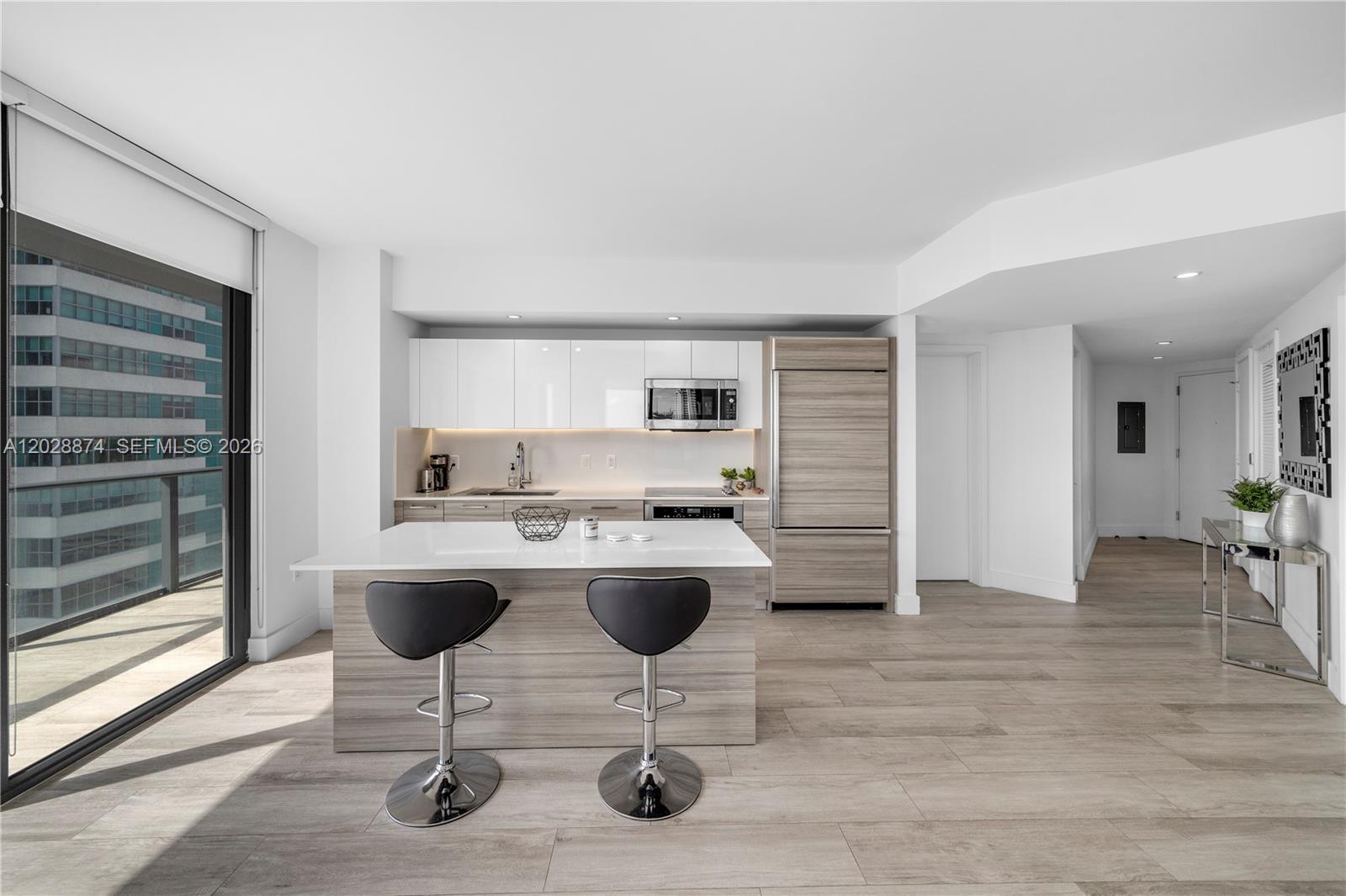 3401 MIDTOWN CONDO - Residential Lease