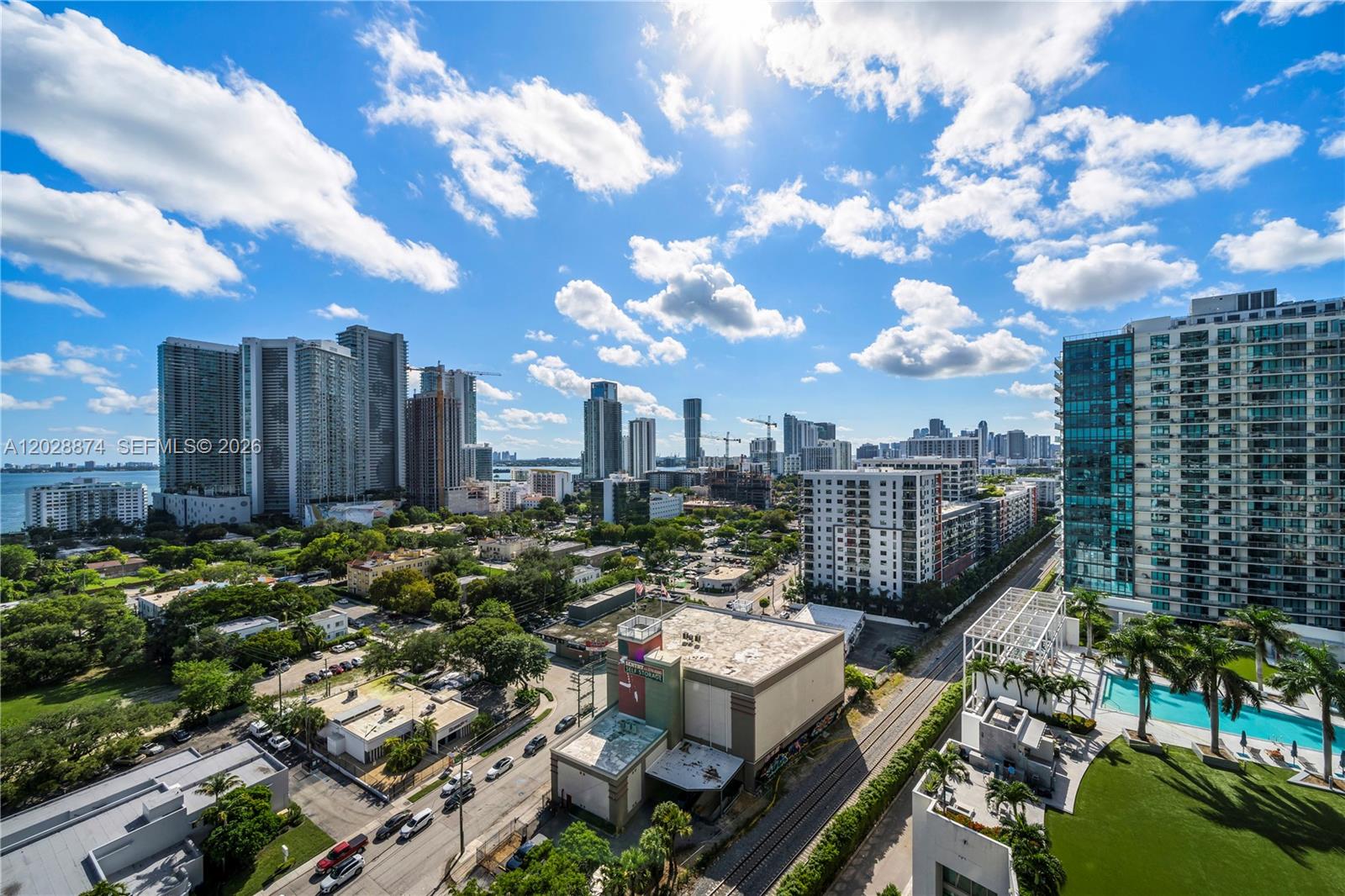 3401 MIDTOWN CONDO - Residential Lease