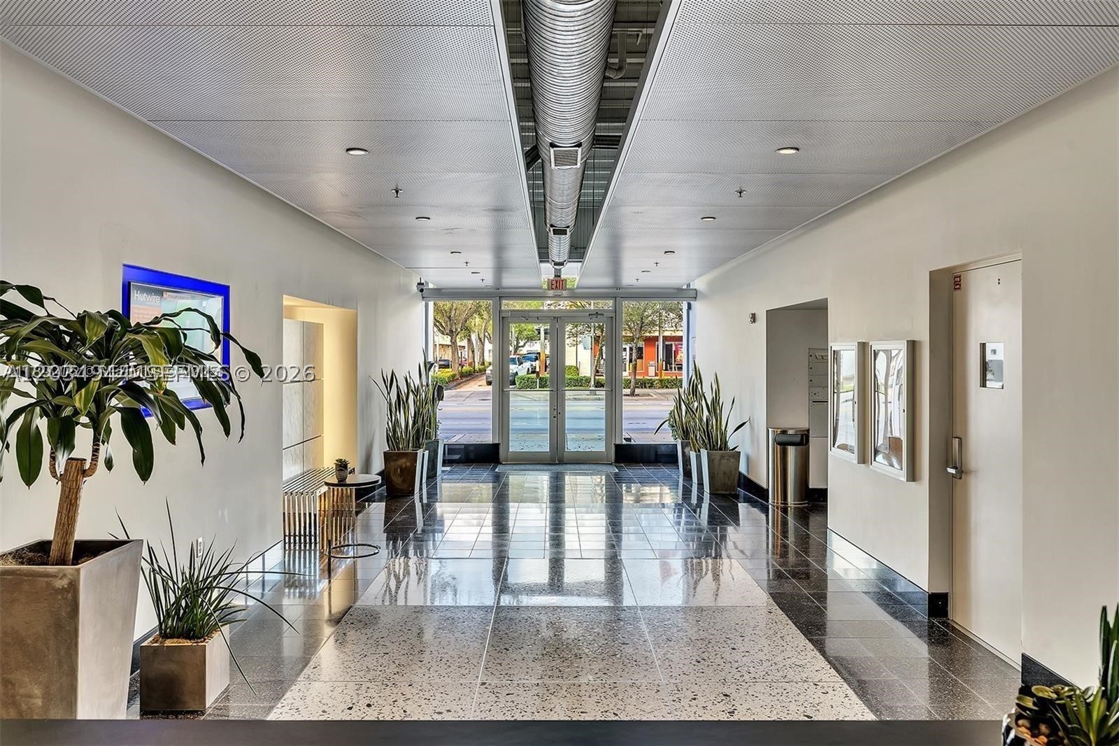 THE BANK CONDO - Residential