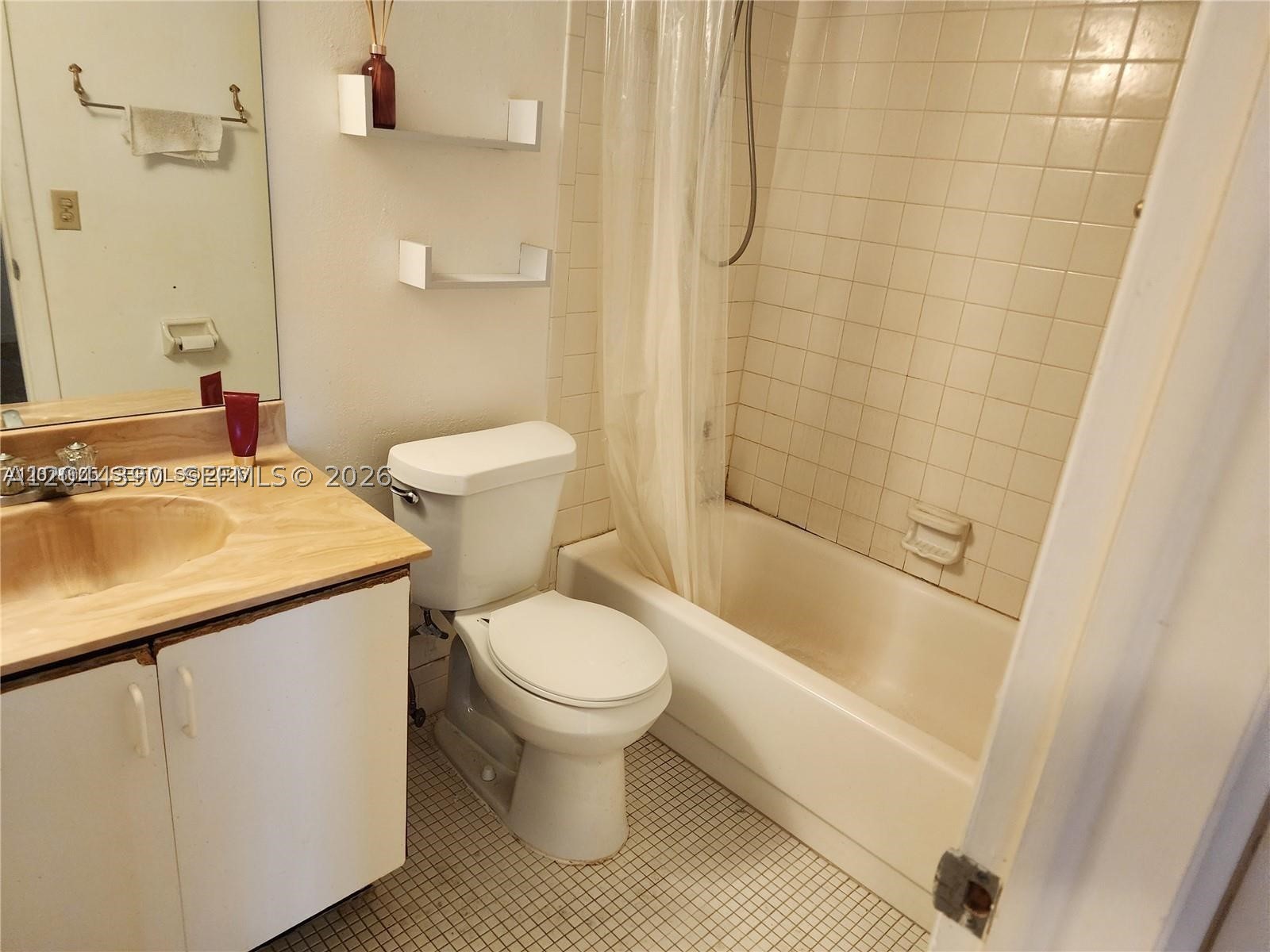BERMUDA CLUB NINE CONDO - Residential Lease