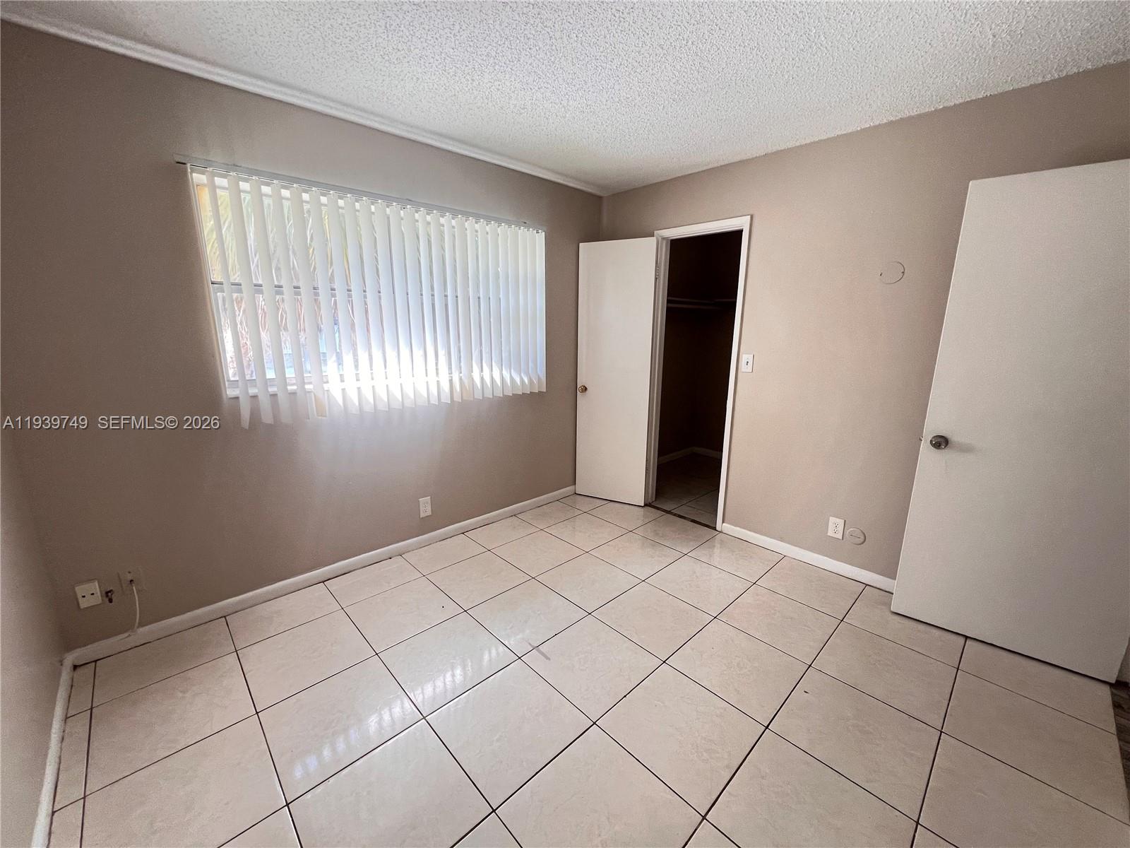 SILVER PALMS CONDO - Residential Lease