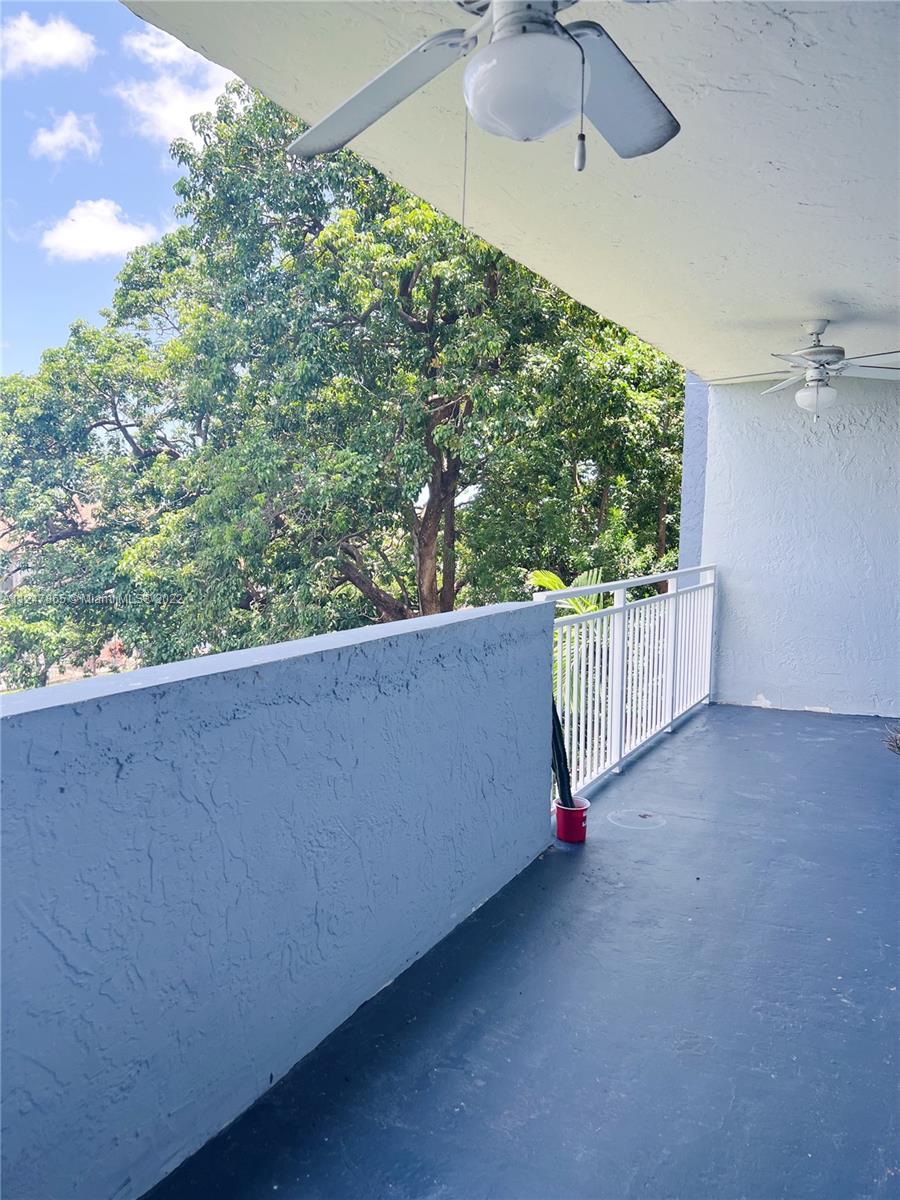 THE BEACH CLUB FONTAINEBL - Residential Lease
