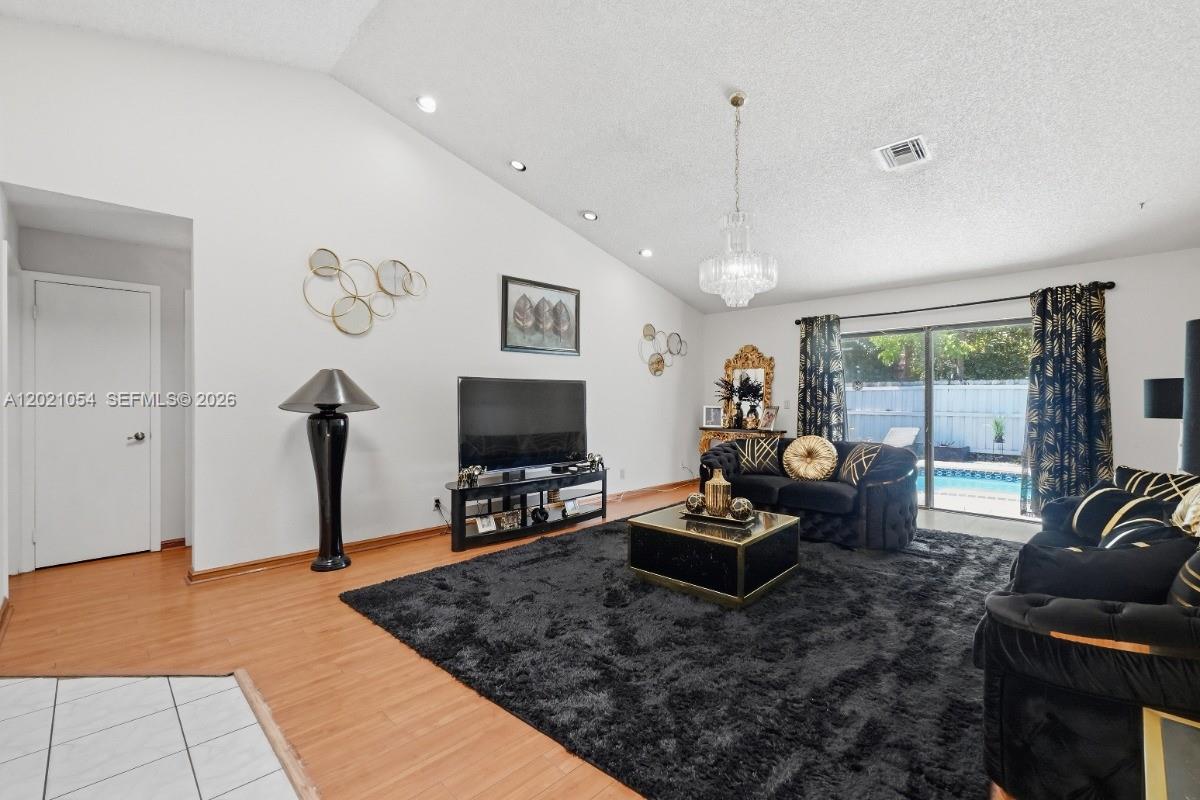 VILLAGES OF HILLSBORO SEC - Residential