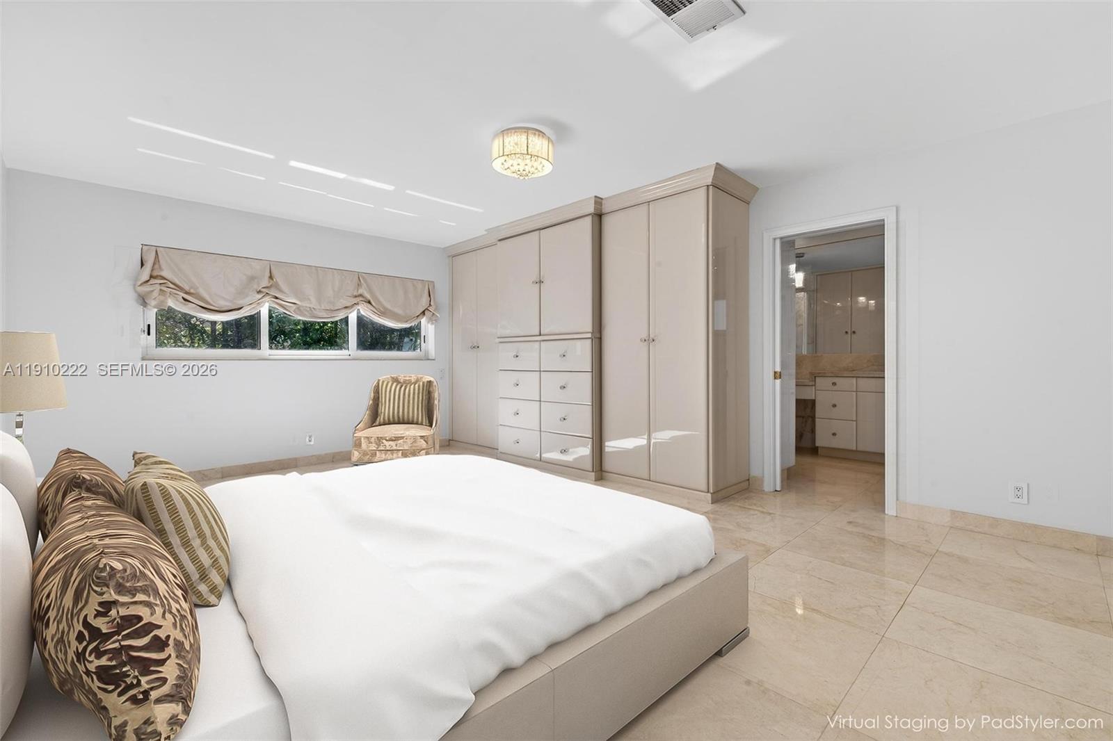 HILLSBORO SHORES SEC - Residential