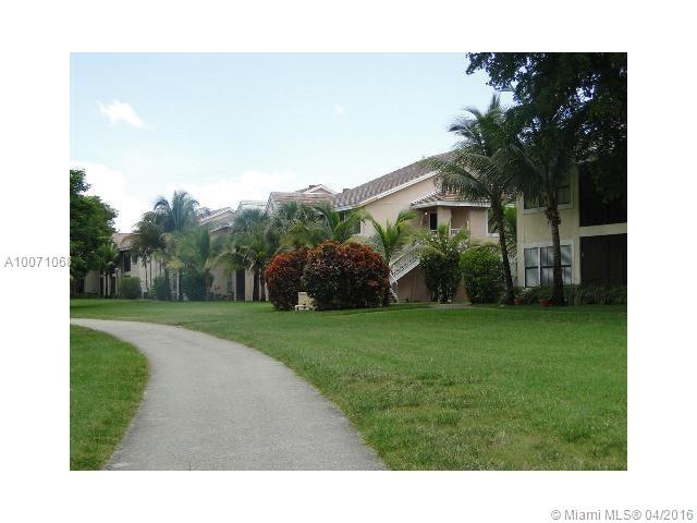 Vista Lago At The Hammock - Residential Lease