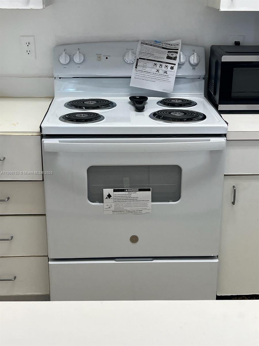 ROYAL PALM PLACE - Residential Lease
