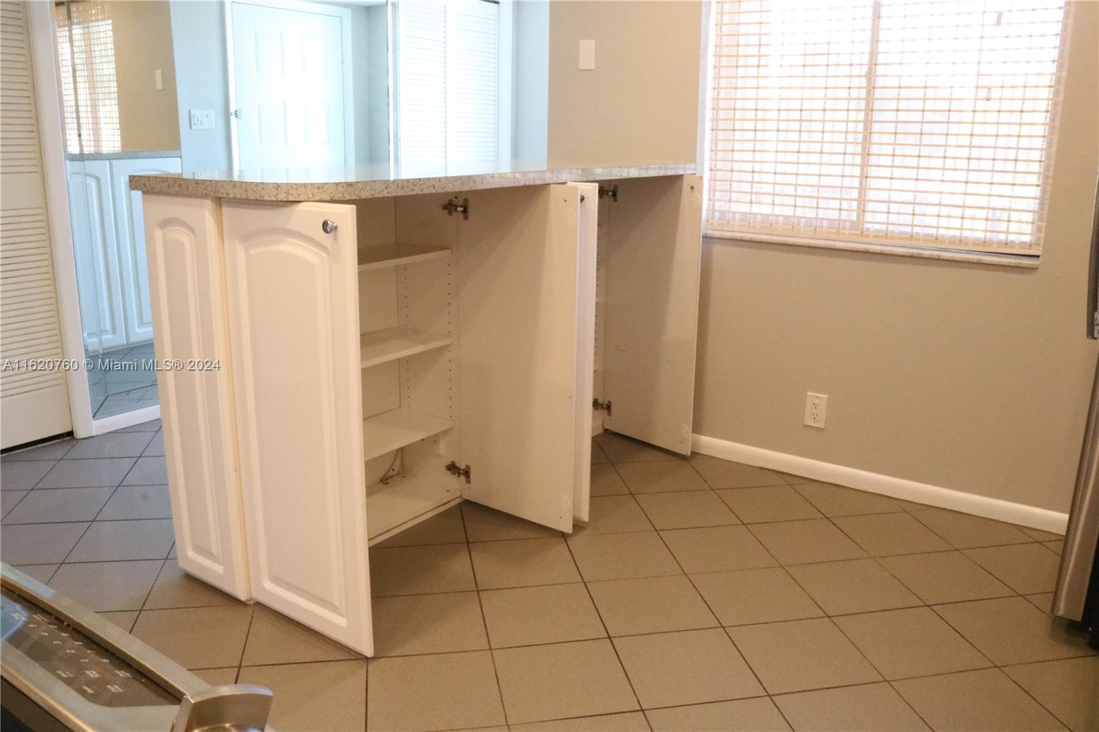 GARDENS AT BONAVENTURE 14 - Residential Lease