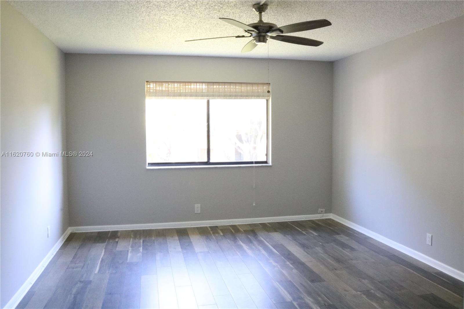 GARDENS AT BONAVENTURE 14 - Residential Lease