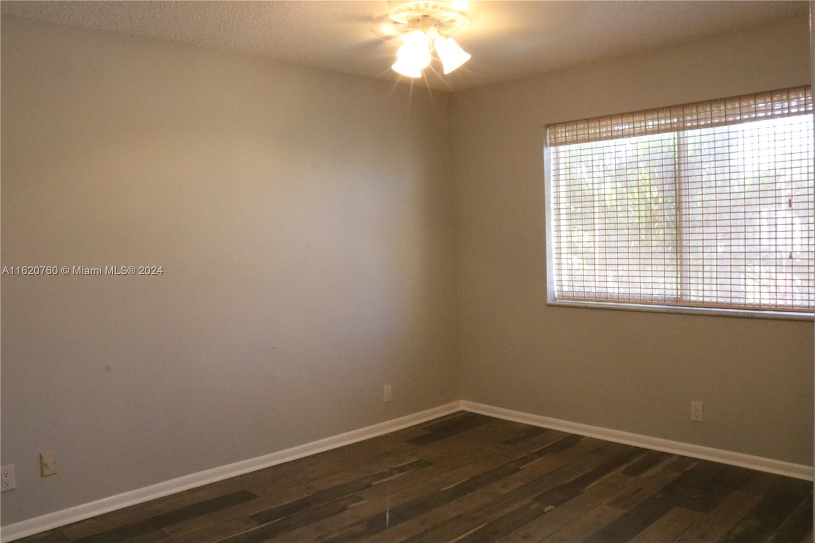 GARDENS AT BONAVENTURE 14 - Residential Lease