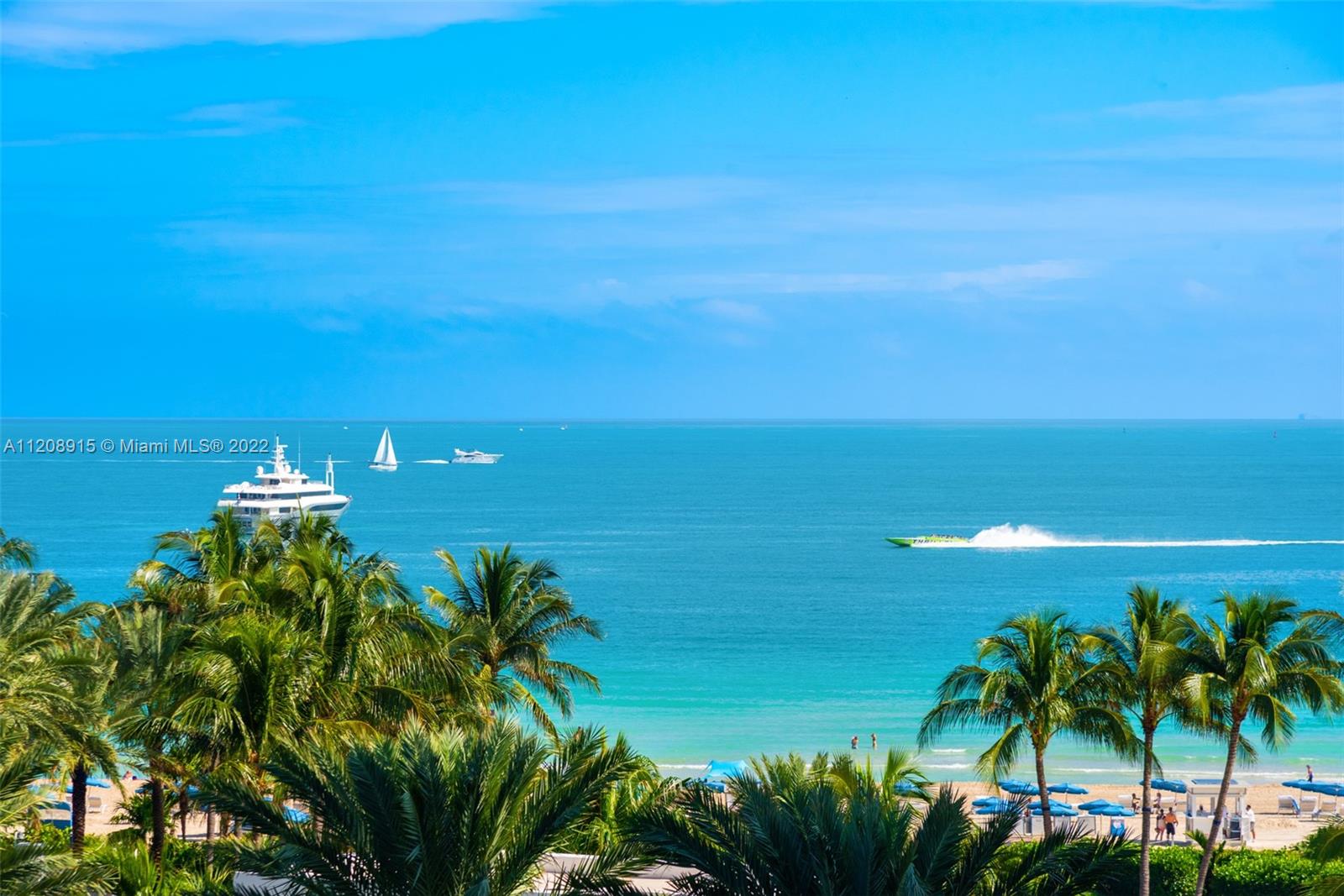CONTINUUM ON SOUTH BEACH - Residential