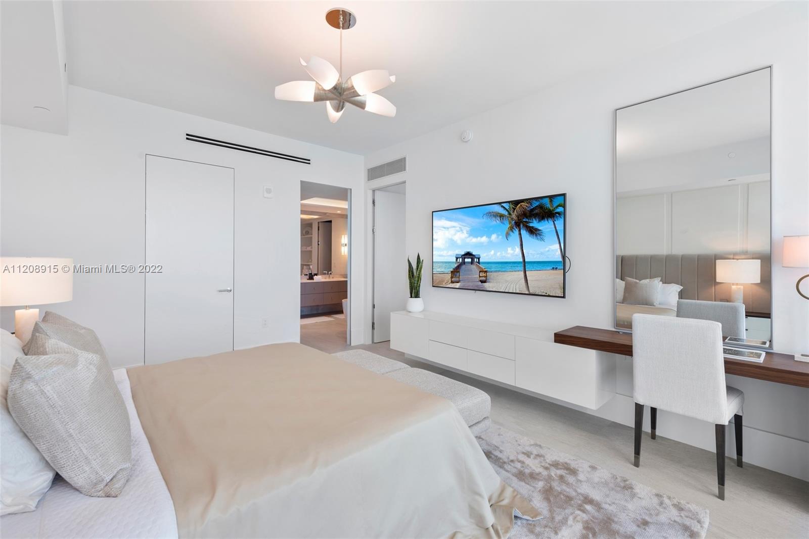 CONTINUUM ON SOUTH BEACH - Residential