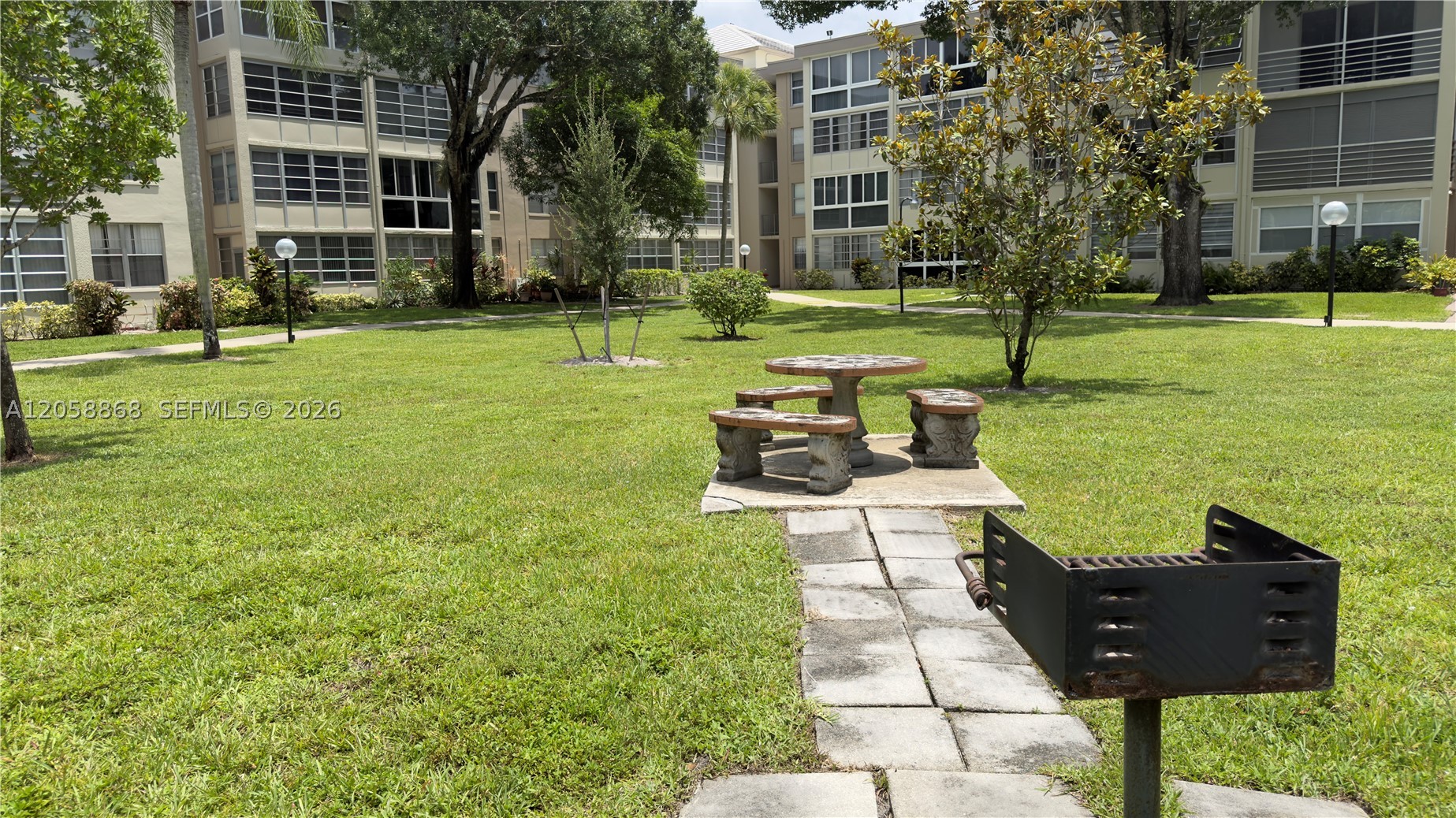 CYPRESS CHASE CONDO NO 1 - Residential
