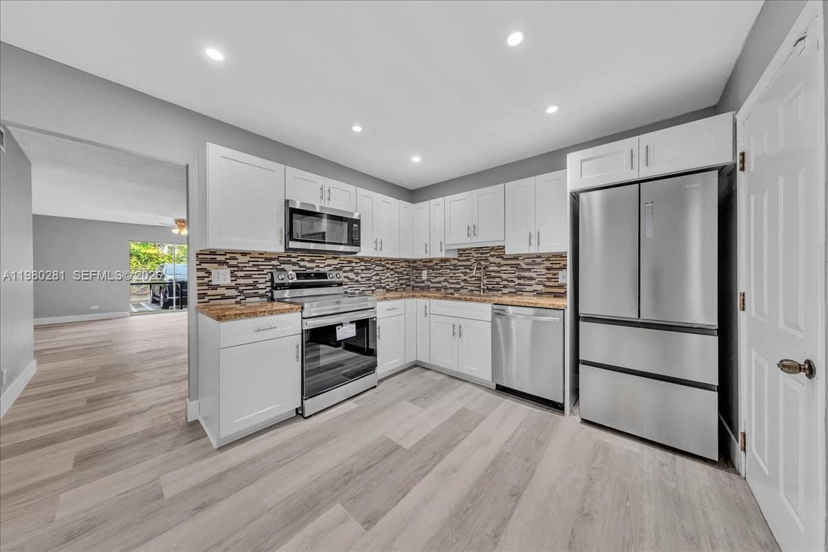 CROSS CREEK CONDO - Residential Lease