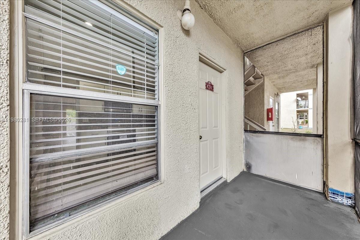 CROSS CREEK CONDO - Residential Lease