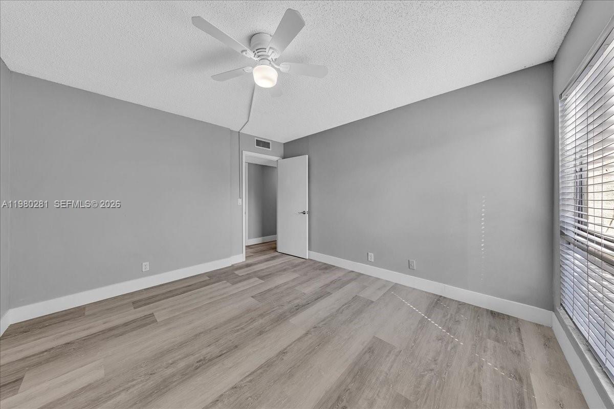 CROSS CREEK CONDO - Residential Lease